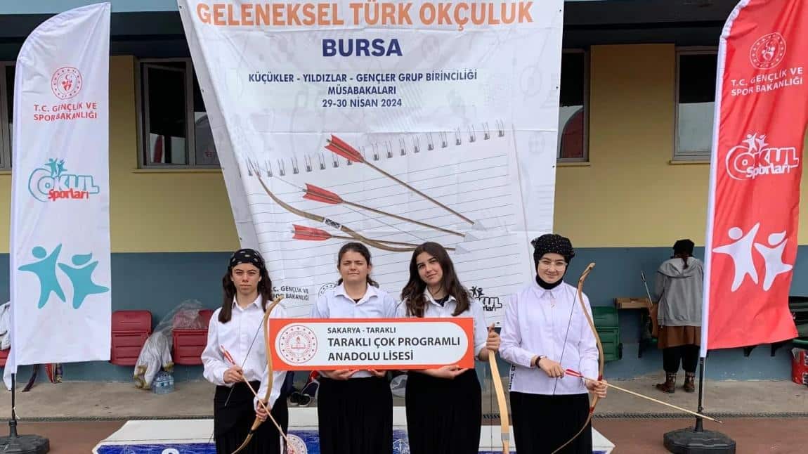 Geleneksel Türk Okçuluk Bursa Gençler Grup Birinciliği Kategorisi Müsabakalarında Öğrencilerimiz İlimizi Temsil Etti