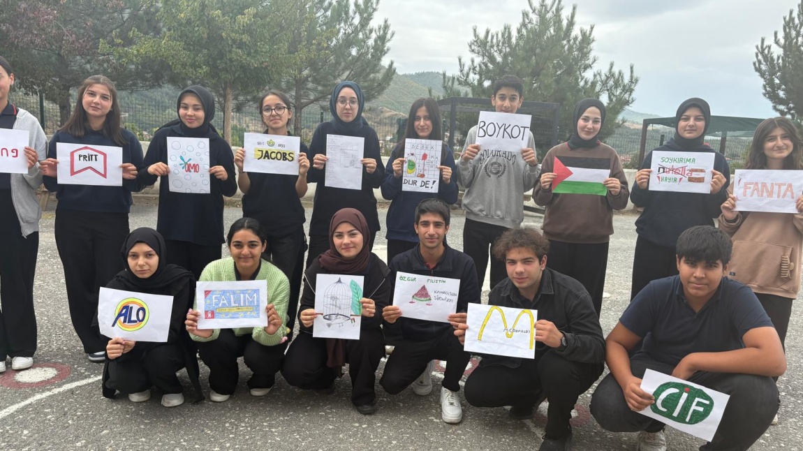 Okulumuzda Filistin Farkındalık Etkinlikleri gerçekleştirilmiştir.